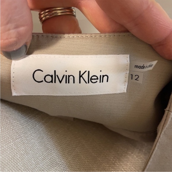 Beige Zip-Up Blazer - Picture 2 of 5